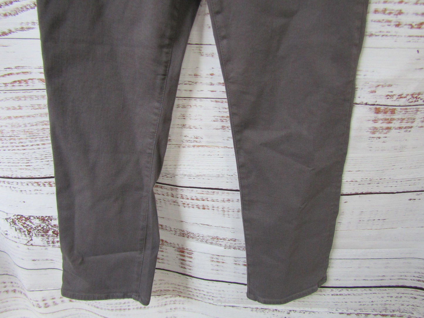 Adriano Goldschmied Mari Crop Women's Gray Mid-Rise Slim Straight Jeans Size 31