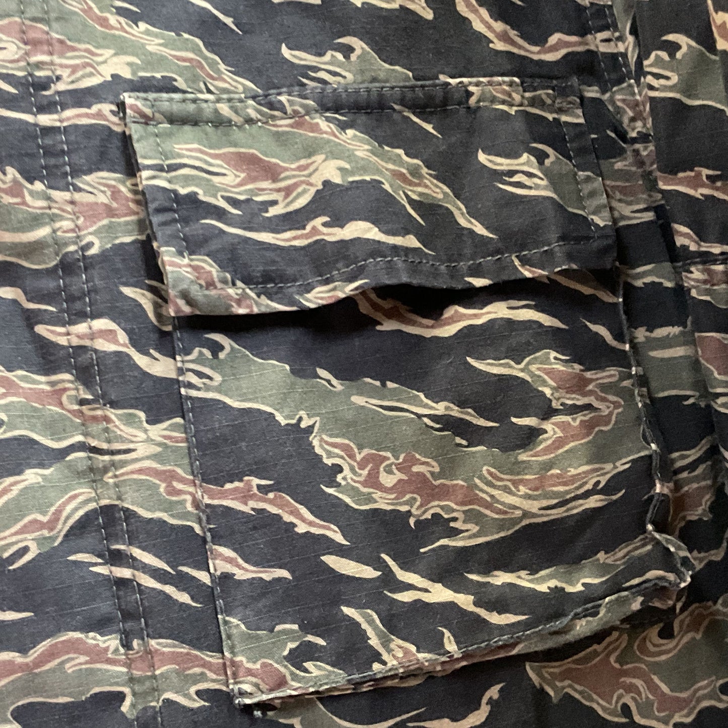 THE KOOPLES Show Mens Camo Star/Peace Print 4-Pocket Jacket- SEE MEASUREMENTS