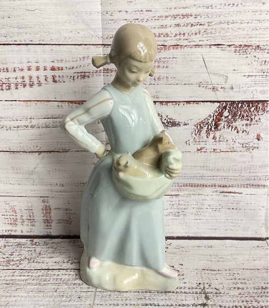 Lladró Spain Litter of Kittens 9" Porcelain Figurine Multicolor