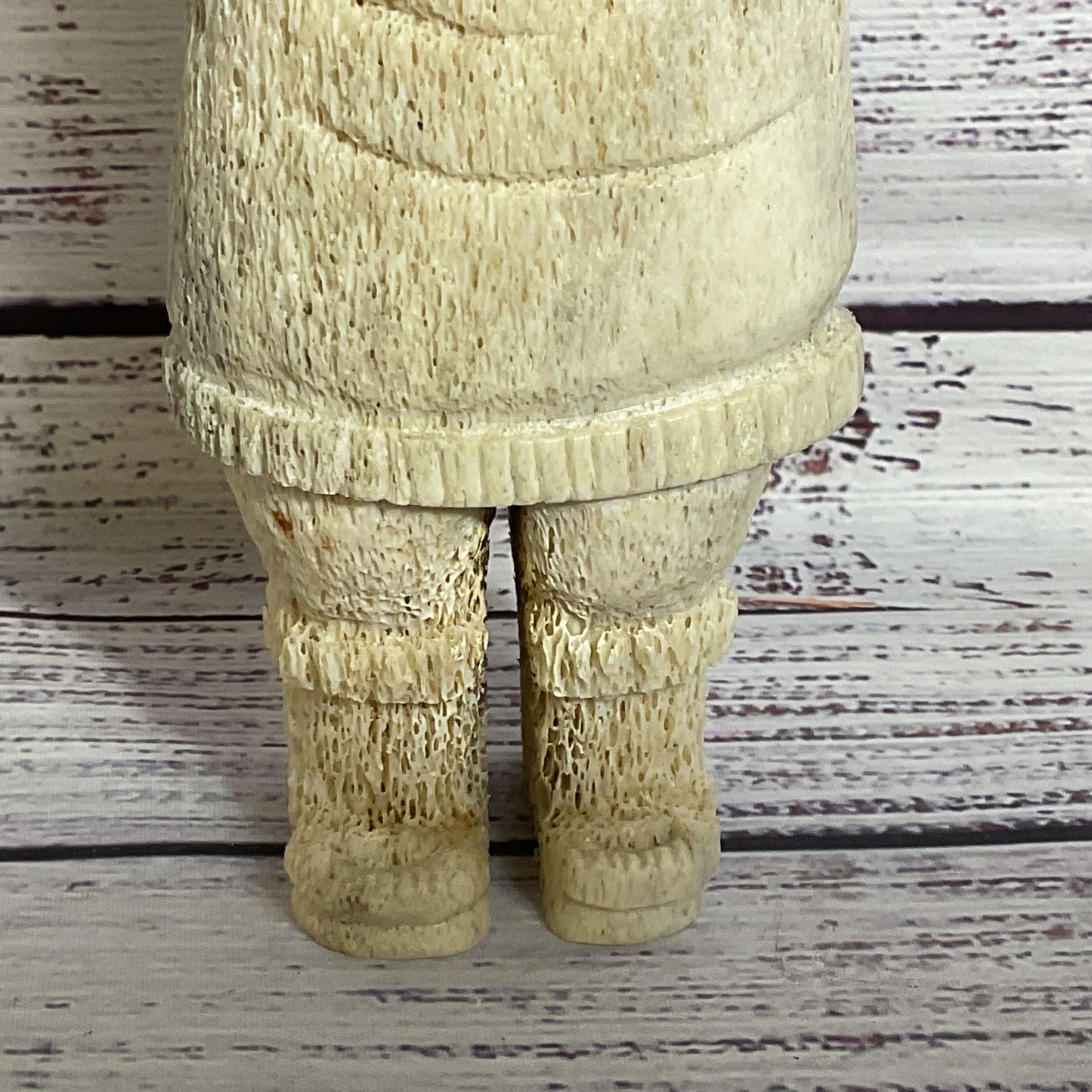 RICHARD OLANNA Carved Whalebone Eskimo Figurine Sculpture- 7.25"