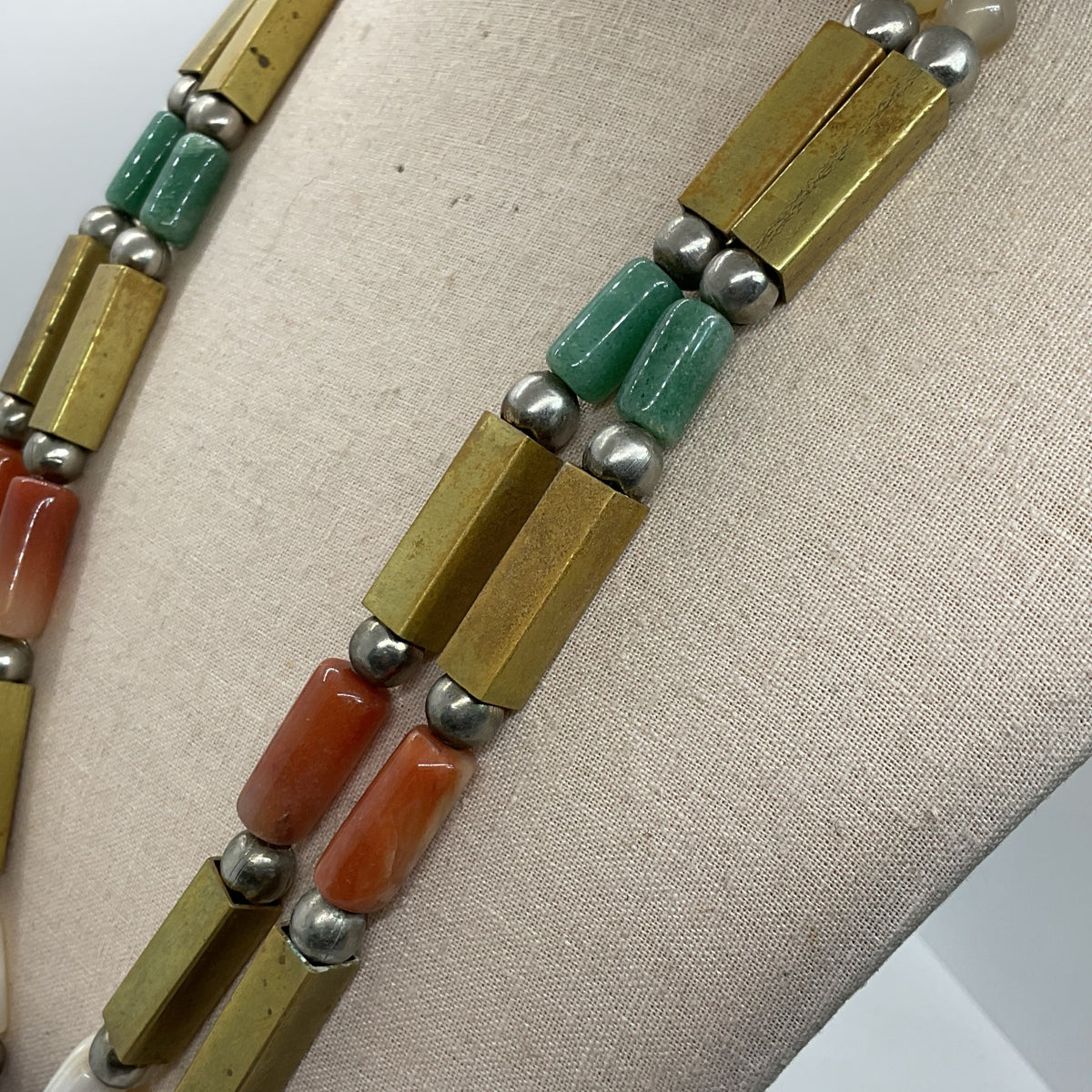 VTG. Artisan Brass and Silver Tone Multi Color Jade & Agate Beaded Necklace- 24"