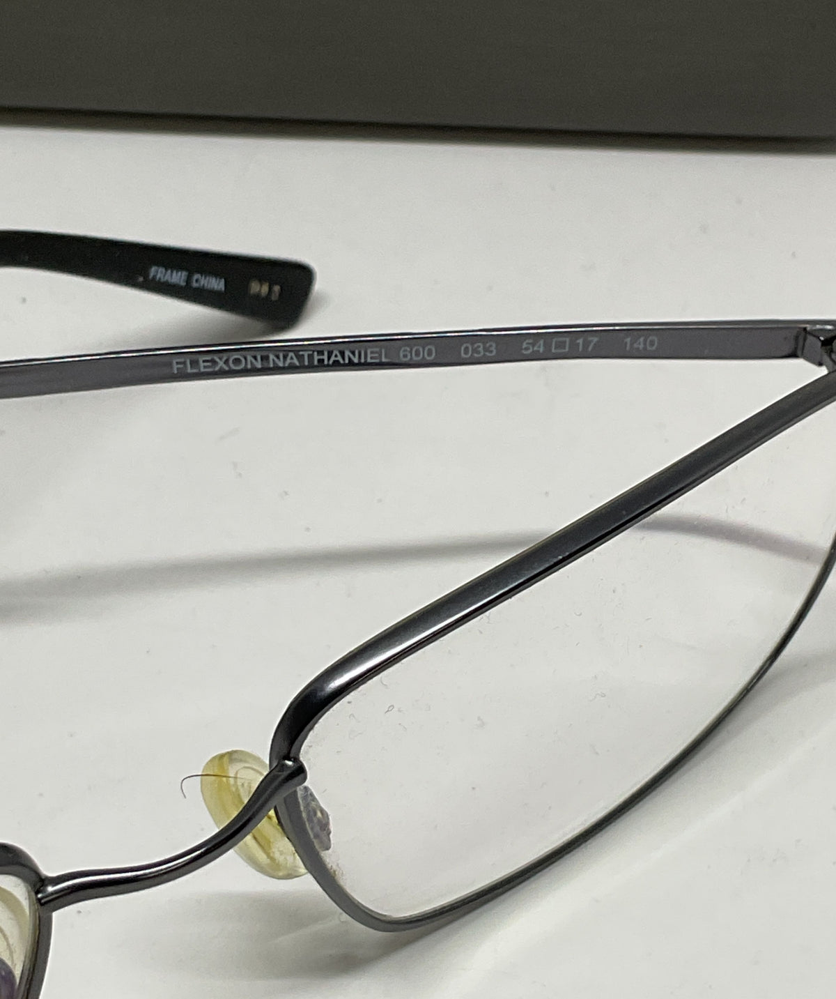 FLEXON Nathaniel 600 Eyeglasses Frames - Size 140