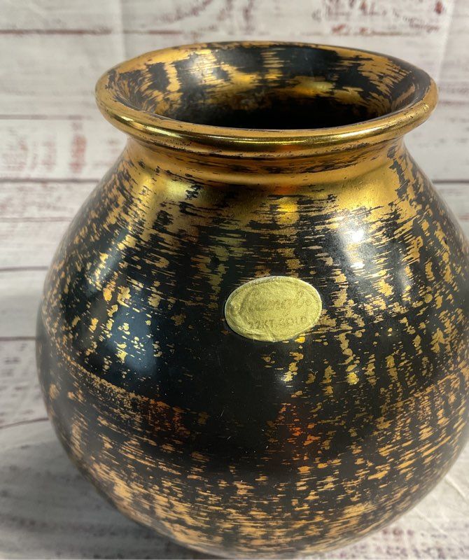 Vintage Stangl Hand Painted 22kt Gold Black Vase 5"