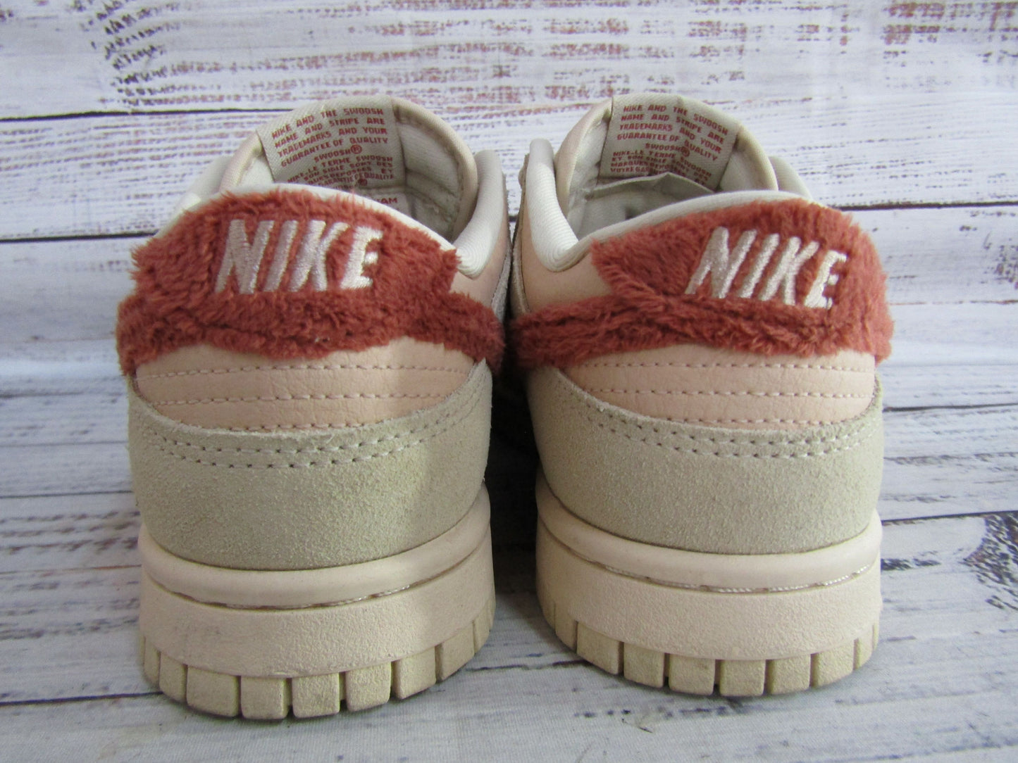 Nike Dunk Low Terry Swoosh Women's Low Top Sneakers Size 6 DZ4706-200