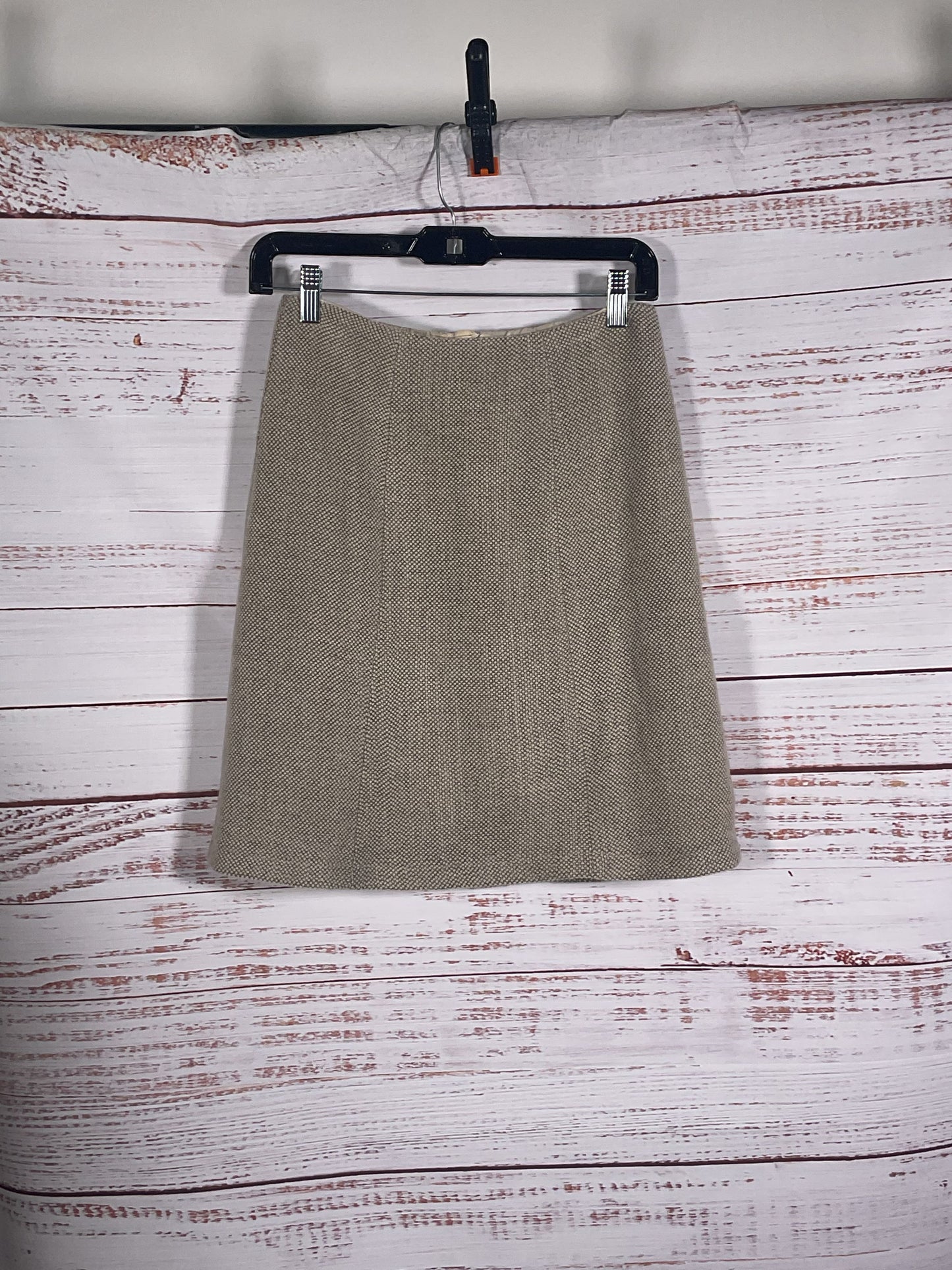 Brooks Brothers Beige Skirt - Size Petite 0