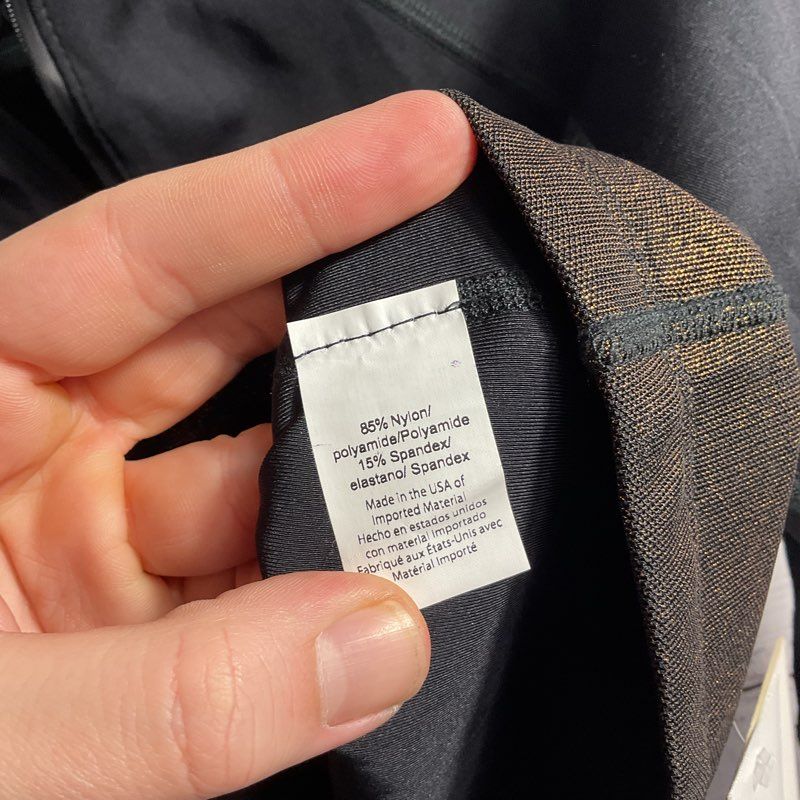 NWT Beyond Yoga Black/Gold Metallic Luxe Foil LMTD Edition Cropped Jacket sz XS