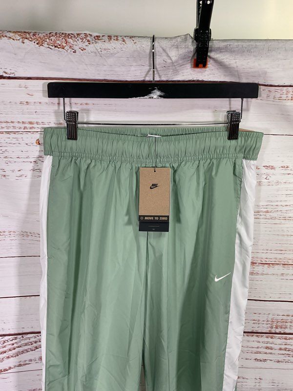 NWT Women's Nike Loose Fit Mid Rise Full Length Green Pants Size M White Striped
