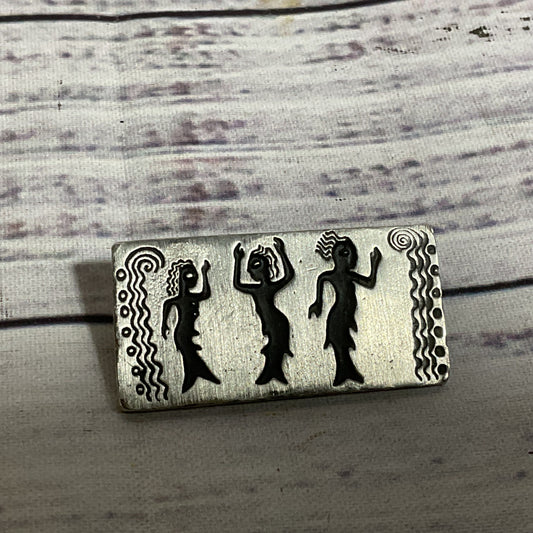 VTG. 1998 URBAN FETISHES Silver Tone Brooch- 1.5"