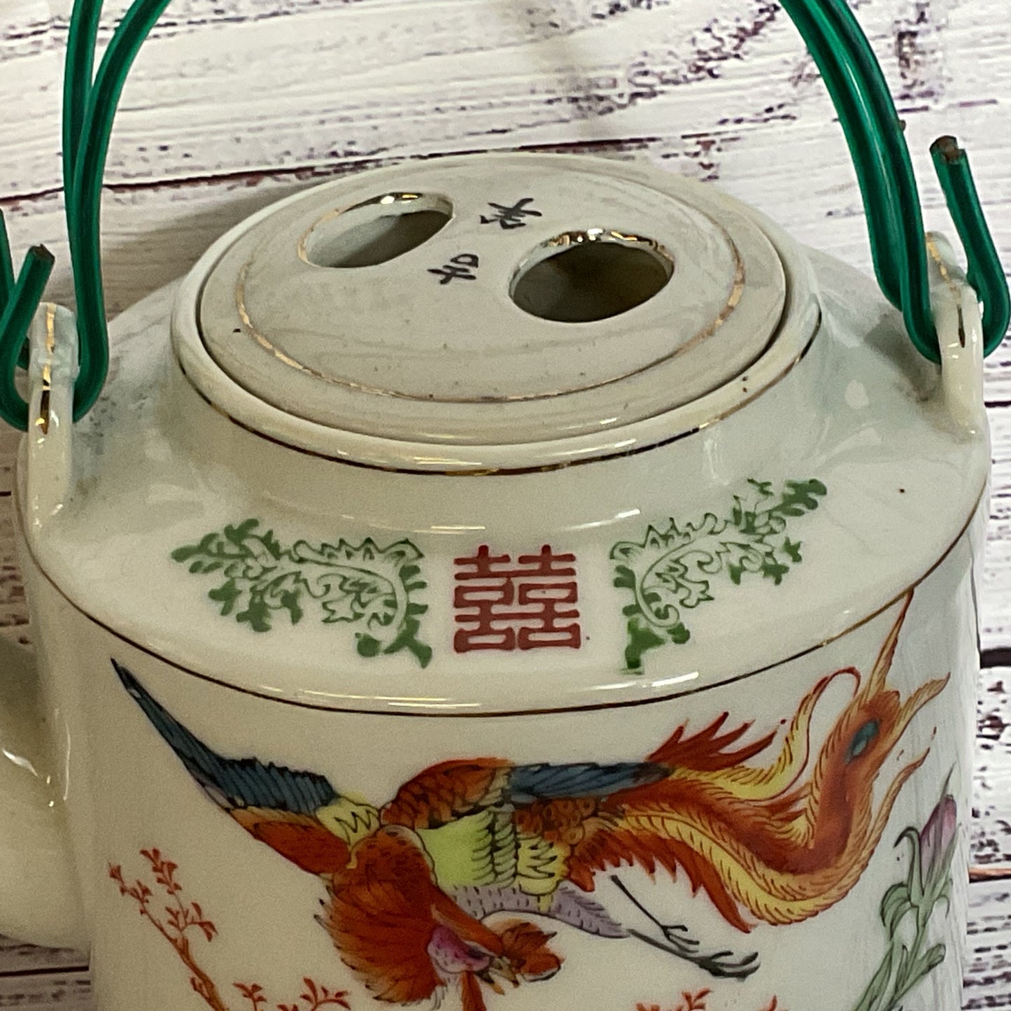 VTG. Chinese Famille Rose Dragon Teapot- 6.25" (1 of 3)