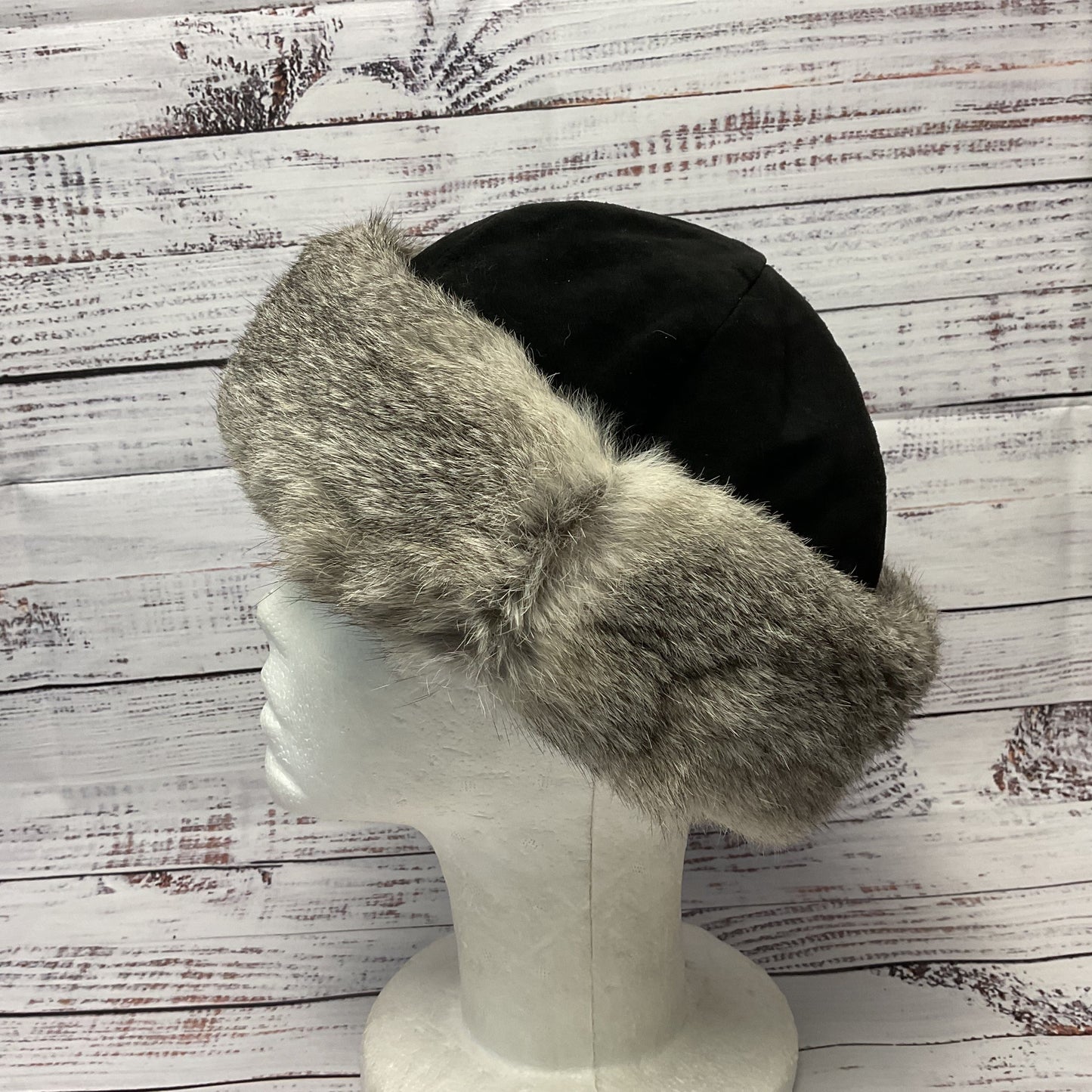 Surell Rabbit Fur Cuff Black Suede Shell Hat - Size OS