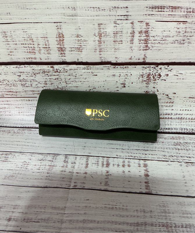 NIB Pocket Square Clothing Black/Tortoise Sunglasses in case
