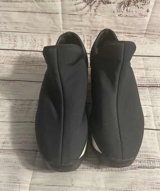 iRi NYC Women’s WES I Black Outline Low Top Sneakers Size 34.5 EU