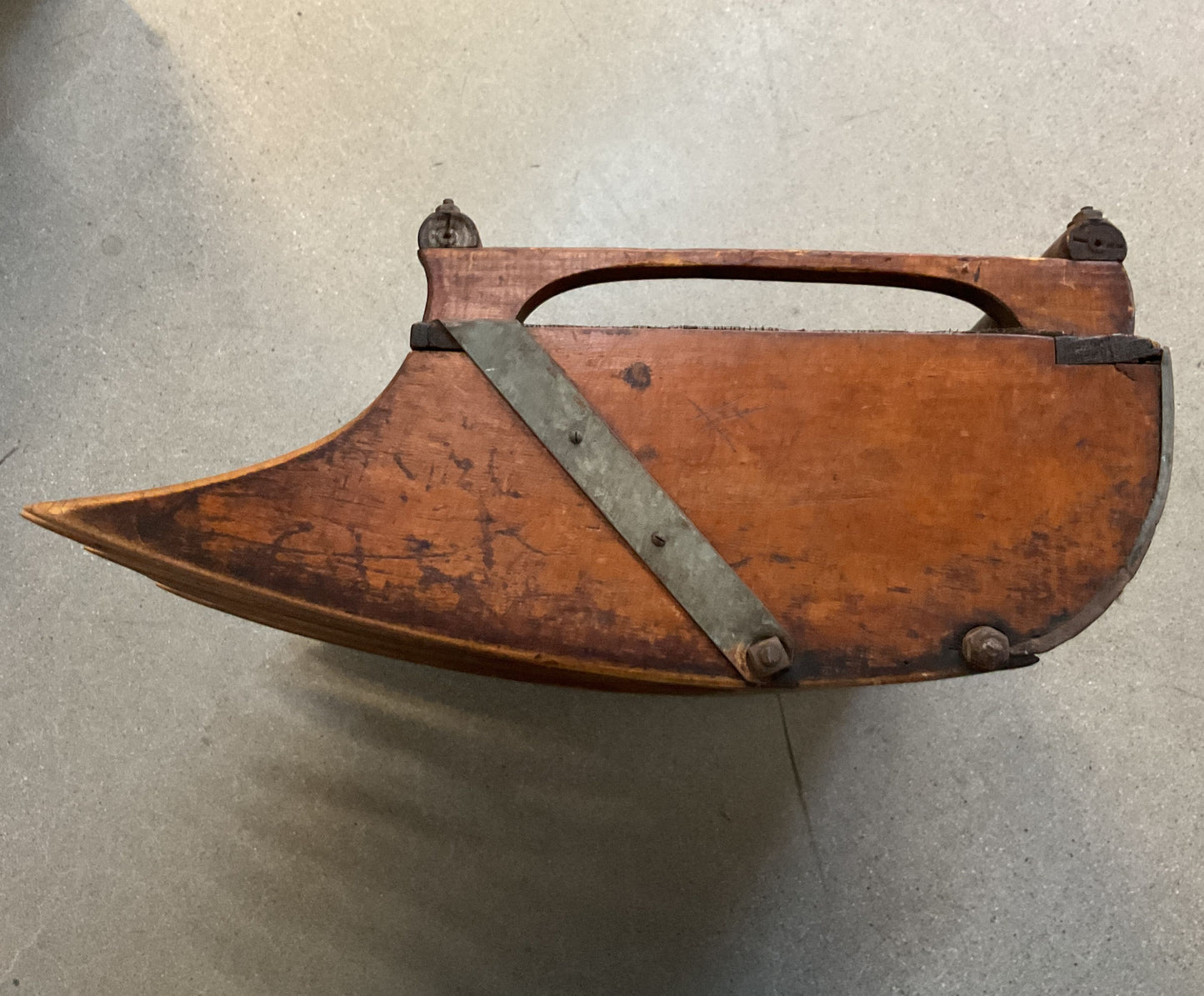 Antique F.L. Buckingham MFG. Plymouth Massachusetts Cranberry Scoop