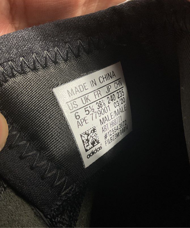 Men's Adidas Yeezy Quantum Barium Size 6 H68771