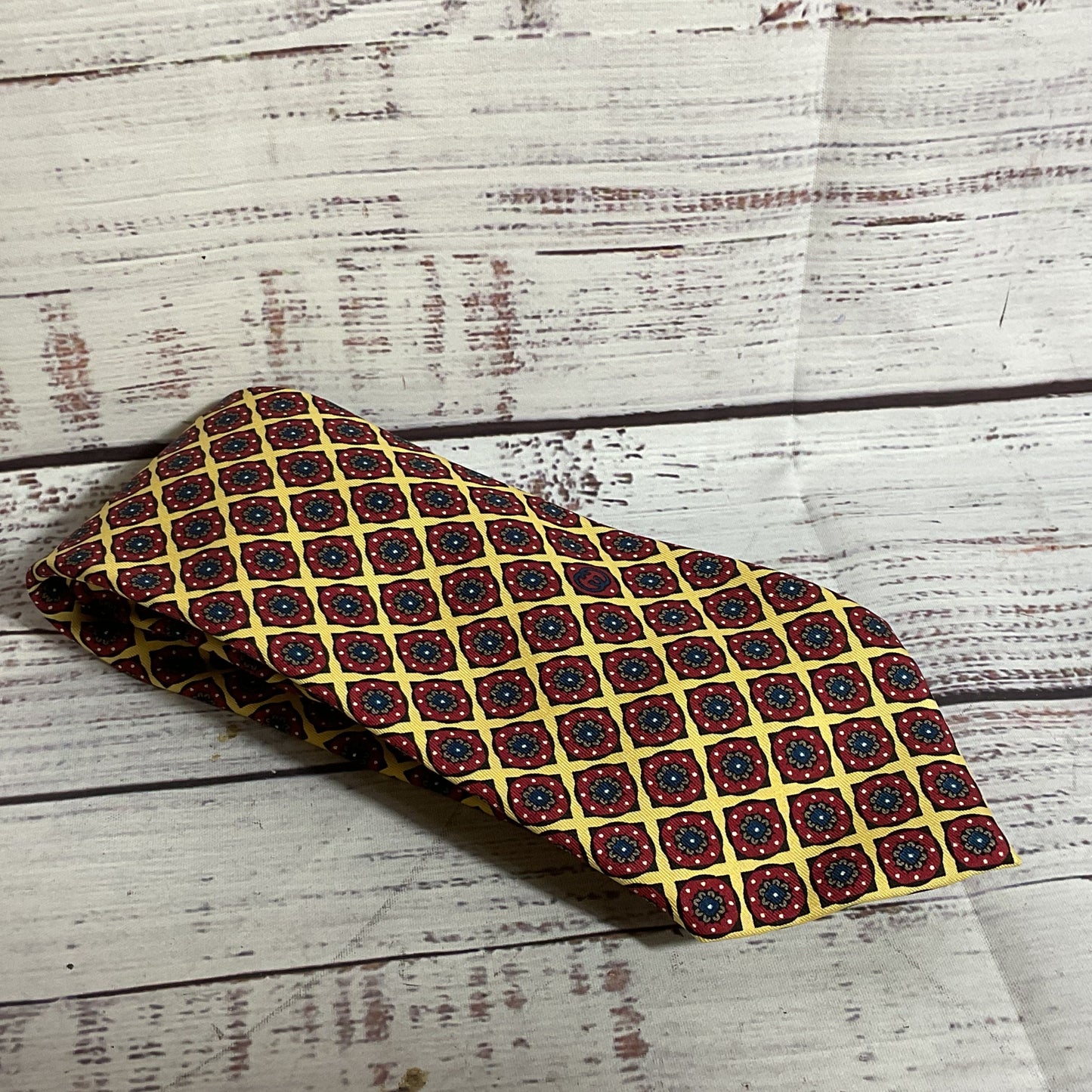 GUCCI Men's Graphic Yellow/Red Silk Tie- 58"L X 3.25"W