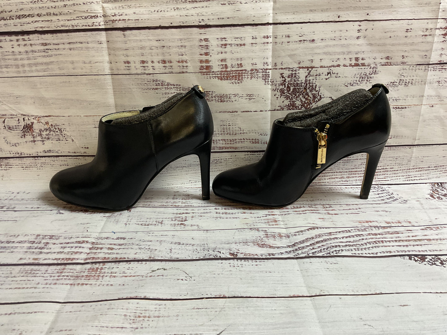 Michael Kors Black Pump Heel Women's 5.5