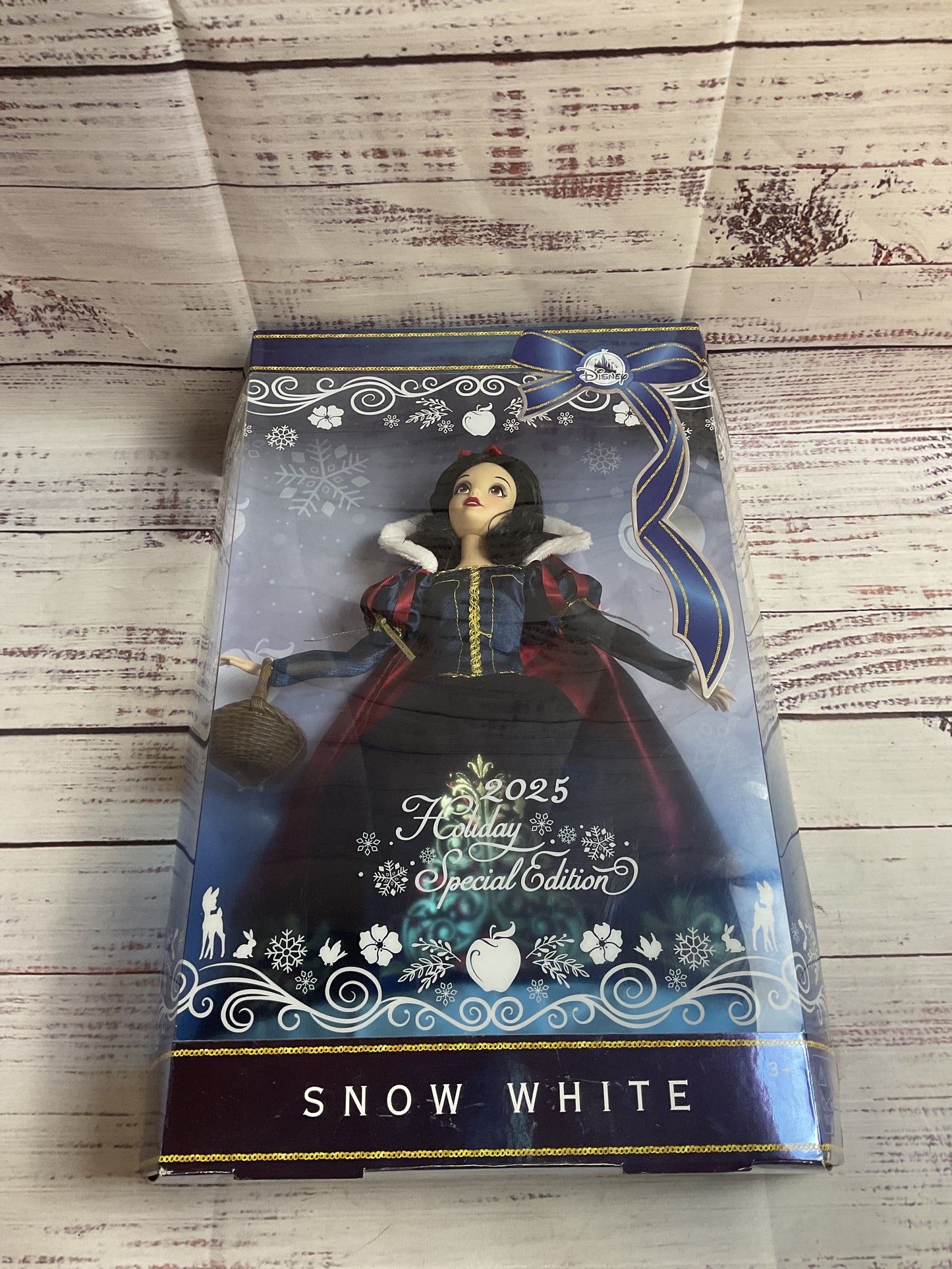 Disney Snow White Doll 2025 Holiday Special EditionNIB