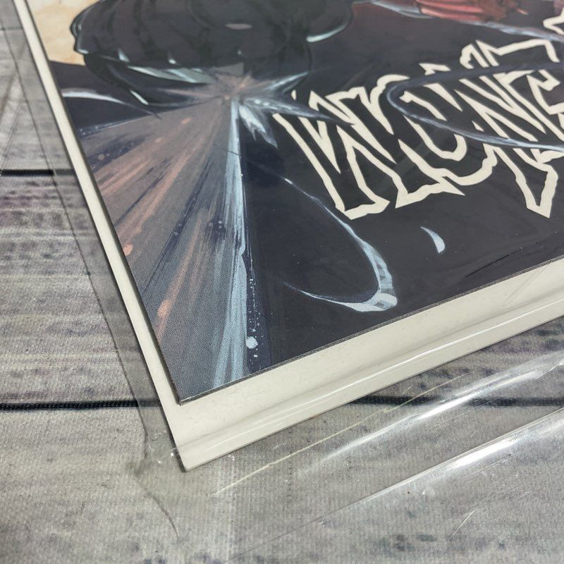 Set Of 2 Venom #26 & 32 Marvel Supervillain Comics Ungraded