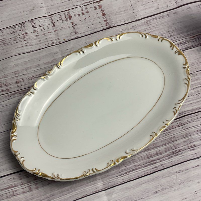 Mikasa Venice 9266 White & Gold Trim 7" Gravy Boat & 9" Underplate China Set