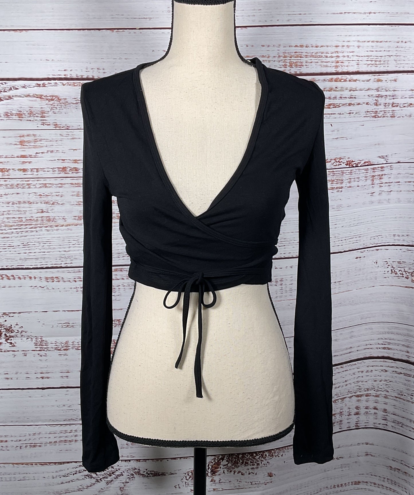 Adanola Wrap-Around Crop Top Black S